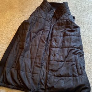 Motherhood Maternity Size Large Black Vest 🖤